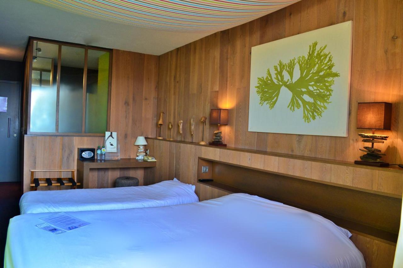 Logis Hotel Le Calluna Restaurant La Flottille เพรไฟส์ ภายนอก รูปภาพ