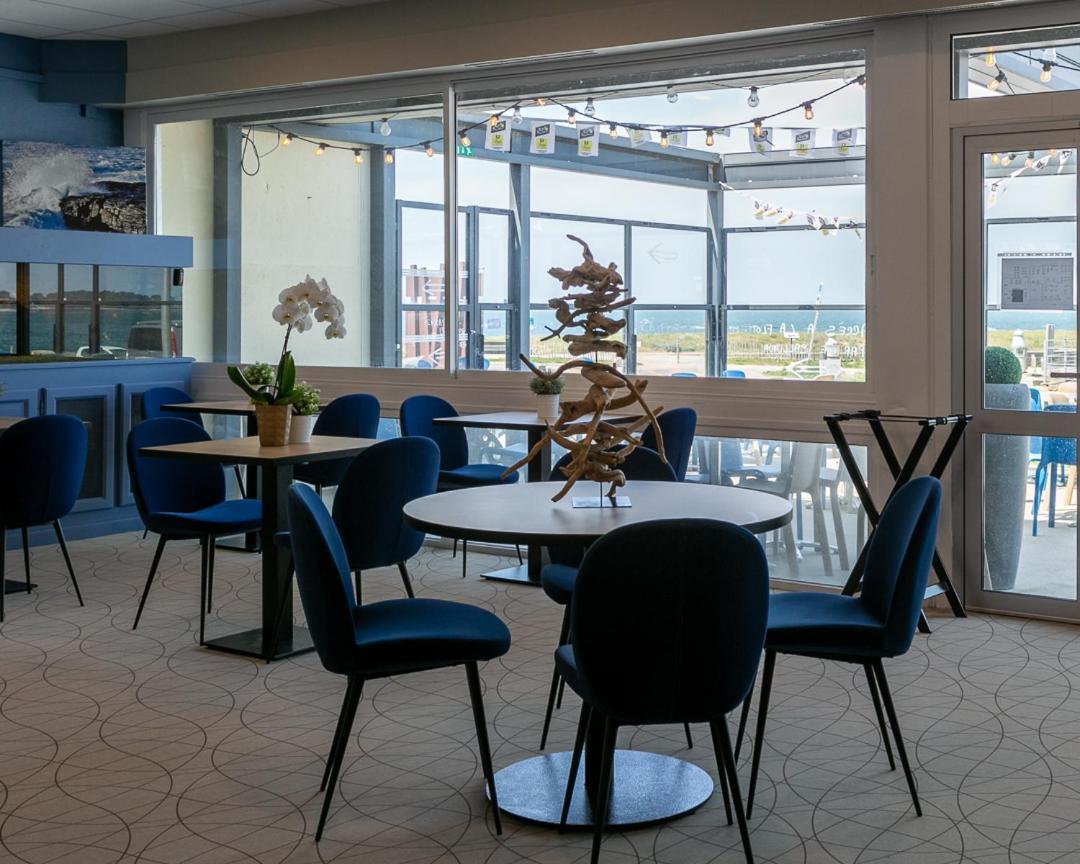 Logis Hotel Le Calluna Restaurant La Flottille เพรไฟส์ ภายนอก รูปภาพ