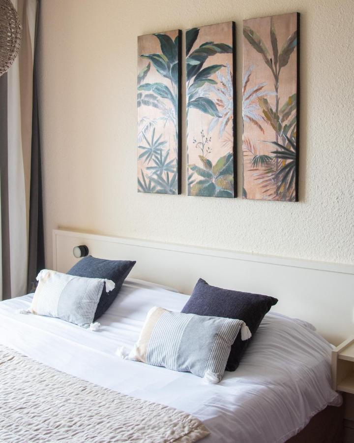 Logis Hotel Le Calluna Restaurant La Flottille เพรไฟส์ ภายนอก รูปภาพ