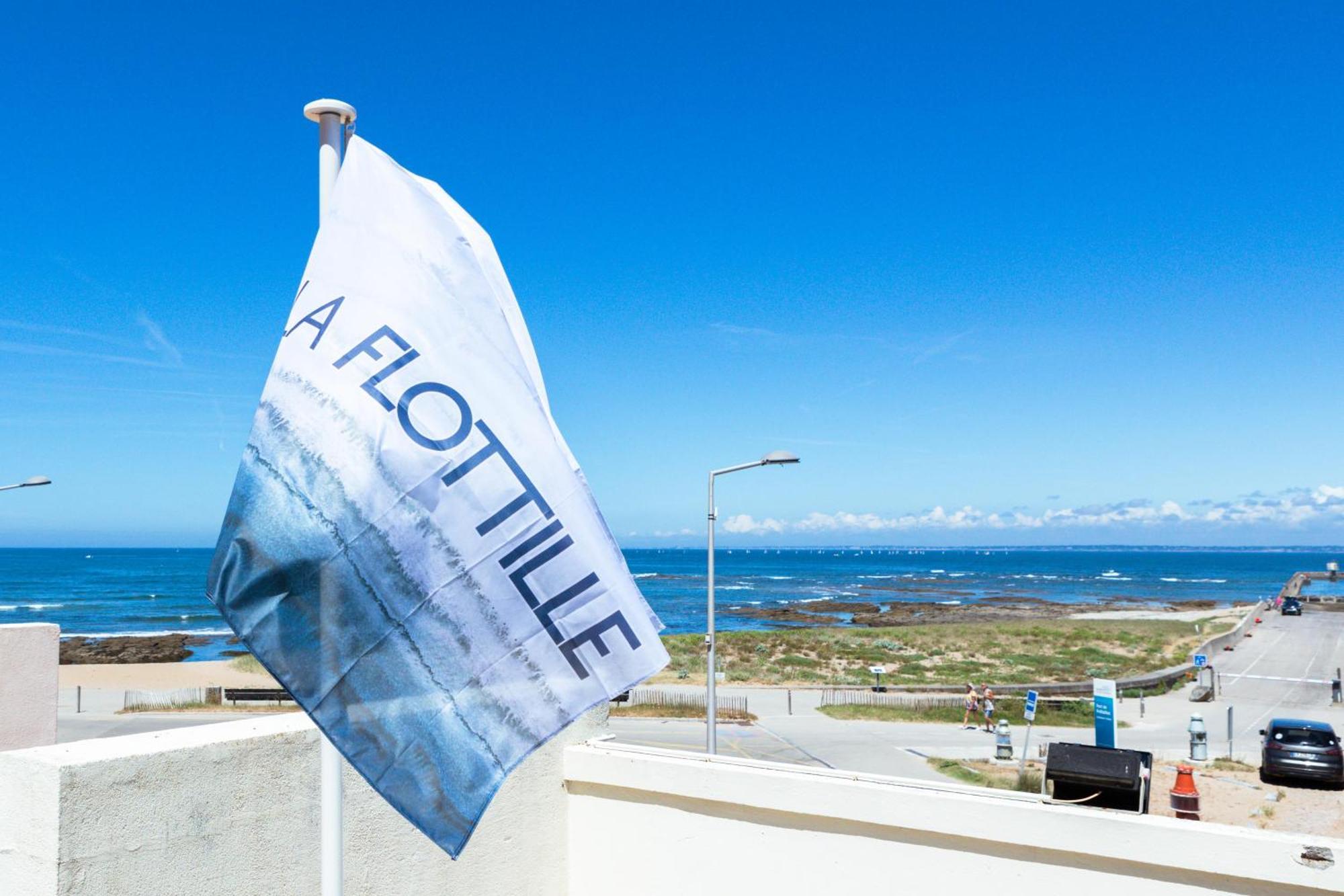Logis Hotel Le Calluna Restaurant La Flottille เพรไฟส์ ภายนอก รูปภาพ